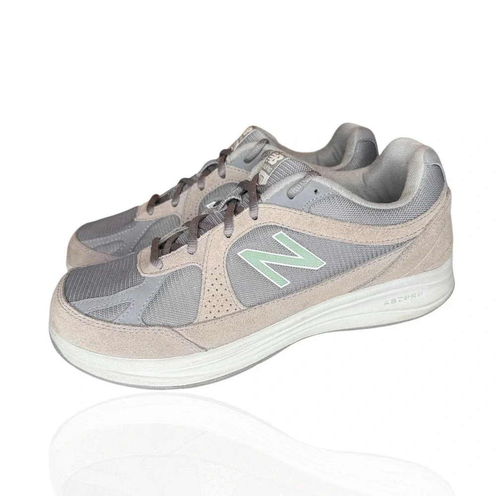 New Balance 877 Walking Shoes Mens 8 2E Extra Wide Cushioning Comfort Lace Up‎